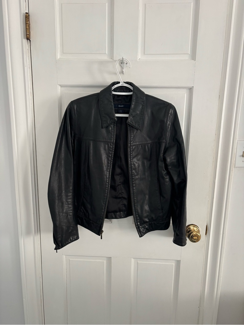 GAP Unisex Black Leather Bomber Jacket